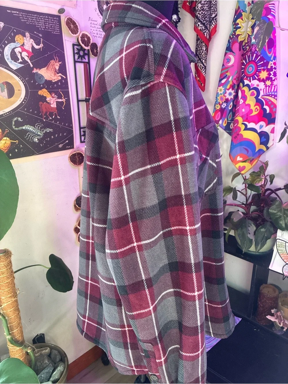 Plaid Sherpa-Lined Hooded Flannel Jacket - Gray & Burgundy